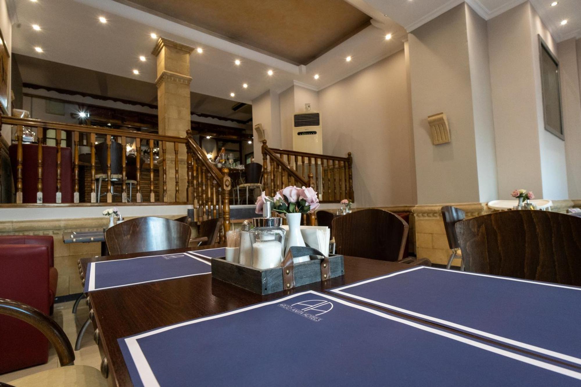 Argo Hotel Piraeus Ngoại thất bức ảnh