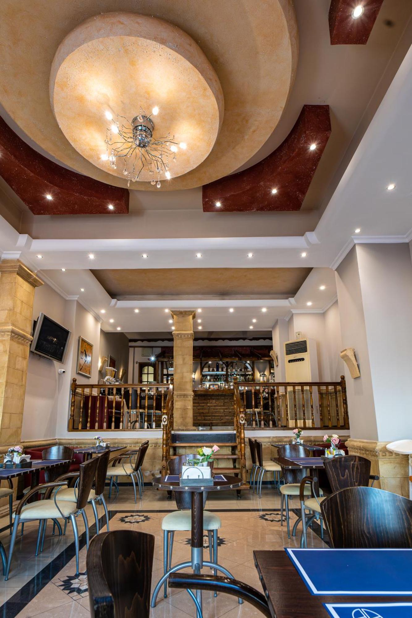 Argo Hotel Piraeus Ngoại thất bức ảnh